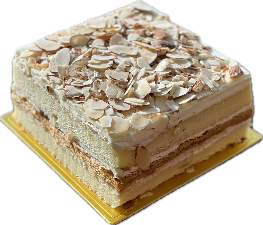 Almond Crunch Buttercream Sponge Cake 脆脆杏仁拿破崙鮮奶油蛋糕