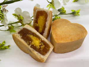 Pineapple shortcake with yolk 蛋黃鳳梨金酥